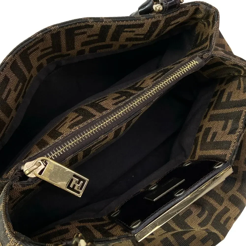 Fendi zipper small slight